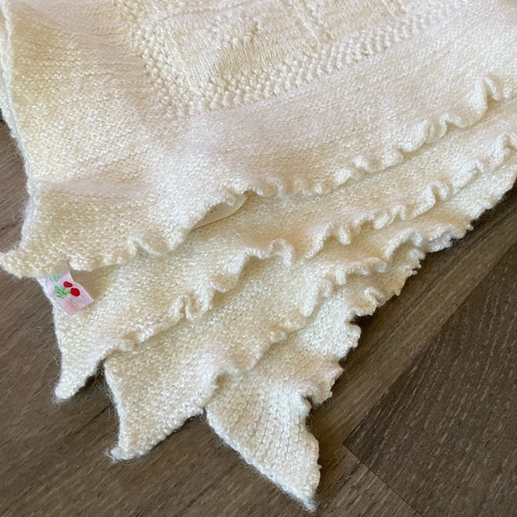 Bonpoint Paris baby blanket - Picture 5 of 9